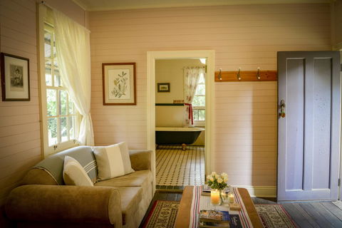 Arcadia - The Barn Cottage & Rosehill Cottage - Maitland Accommodation 20