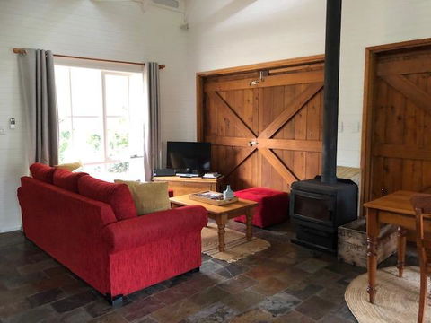 Arcadia - The Barn Cottage & Rosehill Cottage - Maitland Accommodation 10