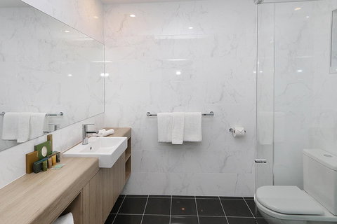 Best Western Plus Bolton On The Park - Maitland Accommodation 10