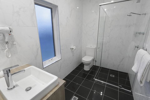 Best Western Plus Bolton On The Park - Maitland Accommodation 27