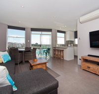 Gorgeous Coogee Views 2 beds WT21 - Maitland Accommodation