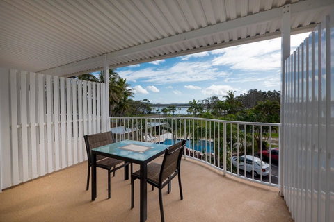 Cabarita Lake Apartments - Maitland Accommodation 4