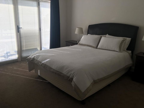 Travers Street Apartment - Maitland Accommodation 2