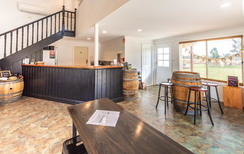Madigan Wine Country Cottages - Maitland Accommodation 25