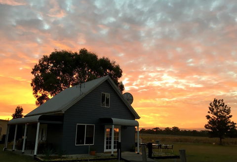 Madigan Wine Country Cottages - Maitland Accommodation 15