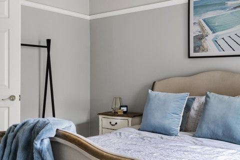 The Spa Cottage With HotTub, Netflix & Stan - Maitland Accommodation 4