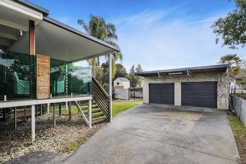The Spa Cottage With HotTub, Netflix & Stan - Maitland Accommodation 18