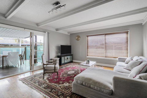 The Spa Cottage With HotTub, Netflix & Stan - Maitland Accommodation 25