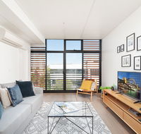Newtown's Best Designer Apartment - Maitland Accommodation
