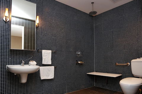 Crown Hotel Surry Hills - Maitland Accommodation 24