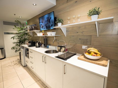 Crown Hotel Surry Hills - Maitland Accommodation 4