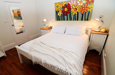 Thelma's Temora - Maitland Accommodation 4