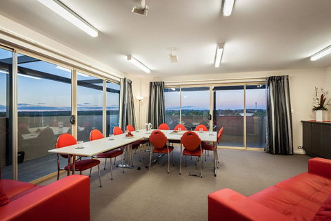 Mantra Castle Hill Sydney, An Accor Hotel - Maitland Accommodation 4