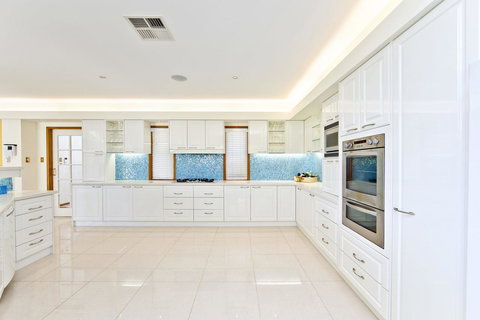 One Mile Mansion - Private Coastal Retreat FREE FAMILY ADVENTURE PASS - Maitland Accommodation 2