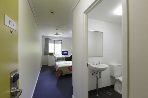 Sydney University Village - Maitland Accommodation 22