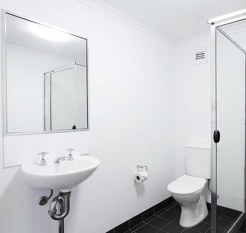 Sydney University Village - Maitland Accommodation 1