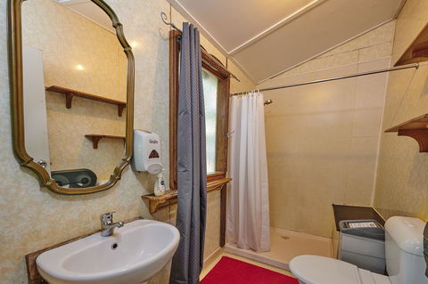 Arts Factory By Nomads - Maitland Accommodation 8