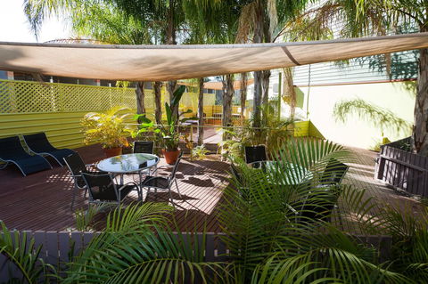 Alice On Todd Apartments - Maitland Accommodation 4