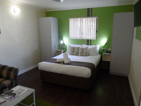 Alice On Todd Apartments - Maitland Accommodation 21