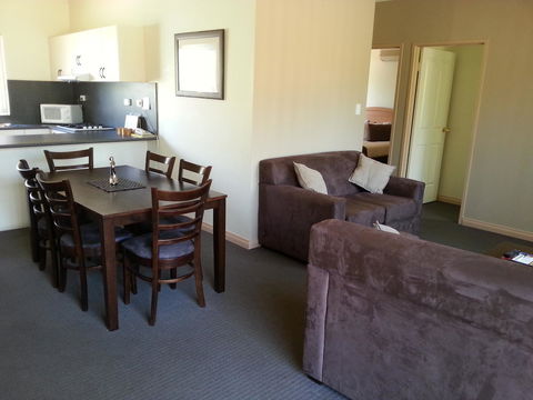 Alice On Todd Apartments - Maitland Accommodation 14