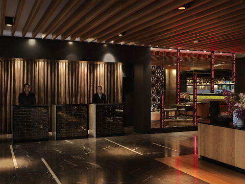 QT Canberra - Maitland Accommodation 25