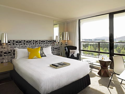 QT Canberra - Maitland Accommodation 0