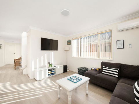 Bombora @ Fingal Bay - Maitland Accommodation 0