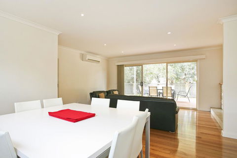 Boston Beach House 46 - Maitland Accommodation 3