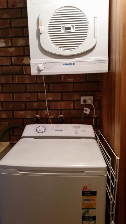 Bott's Beach Retreat - Maitland Accommodation 2