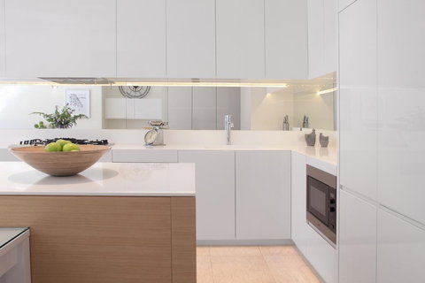 Boutique Stays - The Residence, Brighton Luxury Apartment - Maitland Accommodation 3