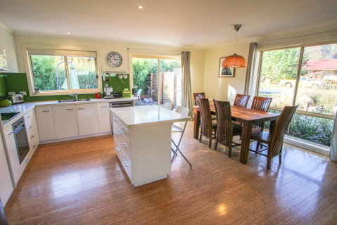 Bright Gypsy - Maitland Accommodation 3