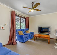 Bright Neat  Convenient House - Maitland Accommodation