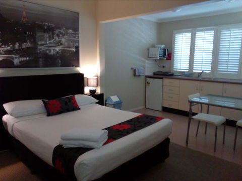 Brisbane Street Studios - Maitland Accommodation 1