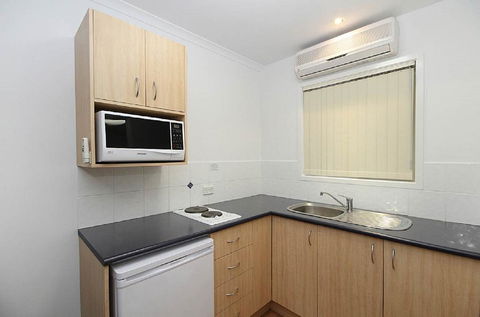 Browns Plains Motor Inn - Maitland Accommodation 1