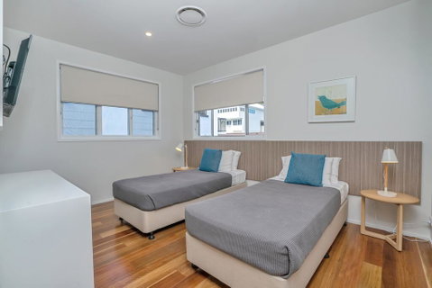 Bujerum Apartments On Burleigh - Maitland Accommodation 3