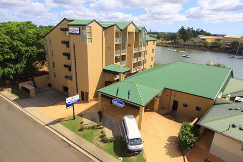 Burnett Riverside Hotel - Maitland Accommodation 0