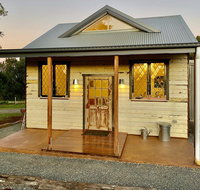 BYRON BAY New SUNSET COTTAGE - Maitland Accommodation