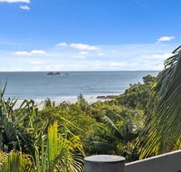 Byron Bay Treehouse on Lighthouse Road - Maitland Accommodation
