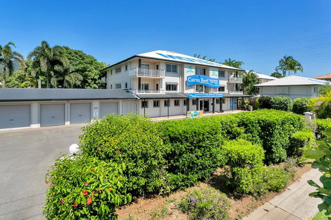 Cairns Reef Apartments & Motel - Maitland Accommodation 1
