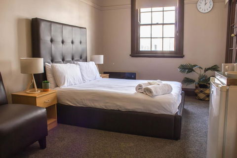 Campsie Hotel - Maitland Accommodation 0