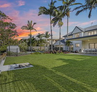 CANAL HOME NEAR MOOLOOLABA - Maitland Accommodation