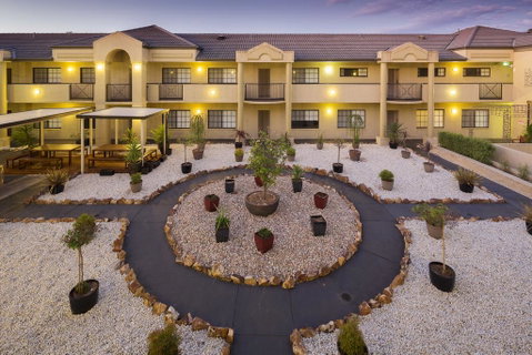 Canberra Parklands Central Apartment Hotel - Maitland Accommodation 2