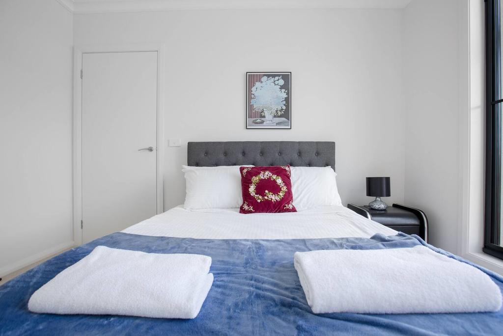 Narre Warren South VIC Maitland Accommodation