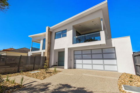 CASABLANCA - DROMANA - Maitland Accommodation 0