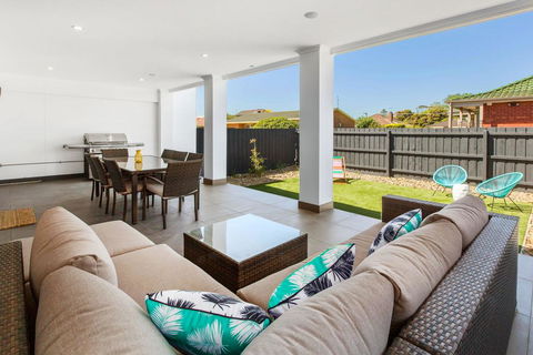 CASABLANCA - DROMANA - Maitland Accommodation 3