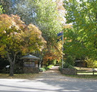 Casbak Alpine Units - Maitland Accommodation