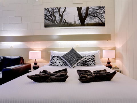 Castle Creek Motel - Maitland Accommodation 0