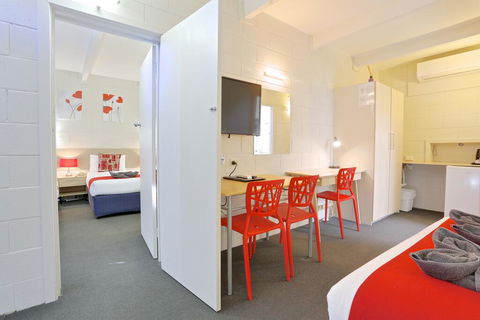 Castle Creek Motel - Maitland Accommodation 1