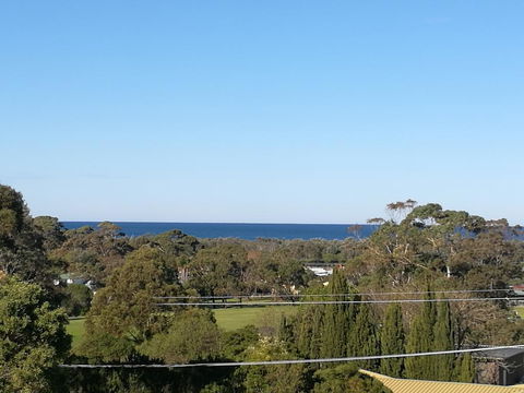 Castle Stay At Lakes Entrance - Maitland Accommodation 1
