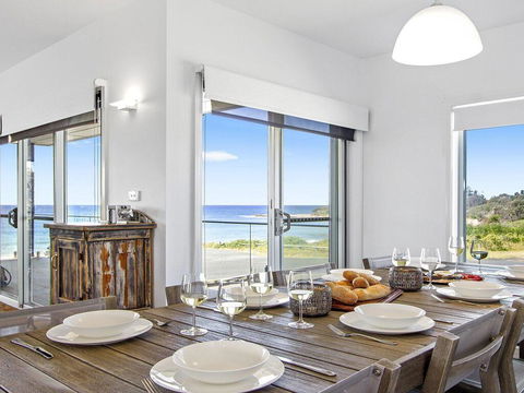 Catalina - Brand New House - Maitland Accommodation 0